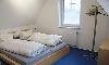 Im 2. Schlafzimmer steht ein Doppelbett.
