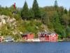 Ferienhaus Kjeøy auf der gleichnamigen Insel im Schärengarten bei Egersund - der rote Pfeil zeigt die Lage des Hauses
