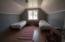 Schlafzimmer mit zwei Einzelbetten