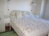 Schlafzimmer mit Doppelbett, das Bett kannn auch als Einzelbetten gestellt werden.
