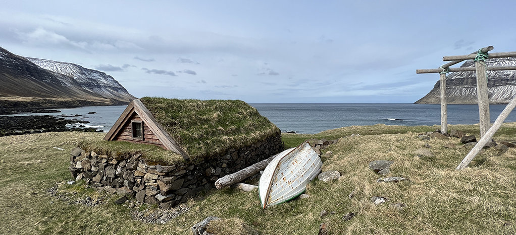 Island wie aus dem Bilderbuch (ISSUD). Island wie aus dem Bilderbuch (ISSUD).