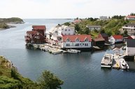 1. Tag: Nautnes Fiskevær heißt uns bei schönstem Wetter willkommen