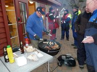 3. Tag: Grillabend am Steg 3. Tag: Grillabend am Steg