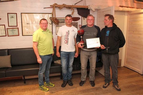 7. Tag: Unser neuer Festival-Champ: Axel Söffker erhält den 1. Preis - die Freireise für das nächste Jahr