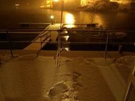 Schneeeinbruch bei Nacht