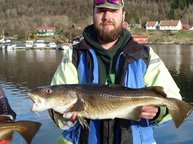 4. Tag: Fisch des Tages: Erik mit seinem Dorsch mit 67 cm Länge und über 3 kg Gewicht