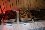 7. Tag: Beim Buffet ist für alle etwas dabei – Vorspeisen, Nachspeisen, Salat, verschiedene Fischzubereitungen und vier unterschiedliche Fleischgerichte. 7. Tag: Beim Buffet ist für alle etwas dabei – Vorspeisen, Nachspeisen, Salat, verschiedene Fischzubereitungen und vier unterschiedliche Fleischgerichte.