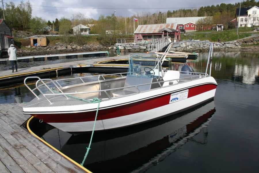 Eines der erstklassig ausgestatteten Aluboote. Eines der erstklassig ausgestatteten Aluboote.