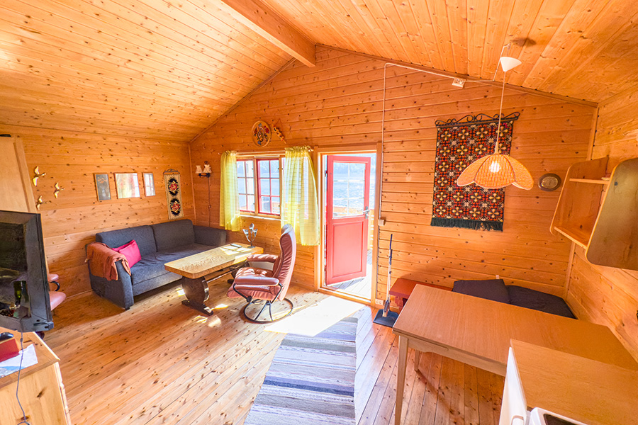 Der offene Wohn-, Essbereich im Sjøhus.