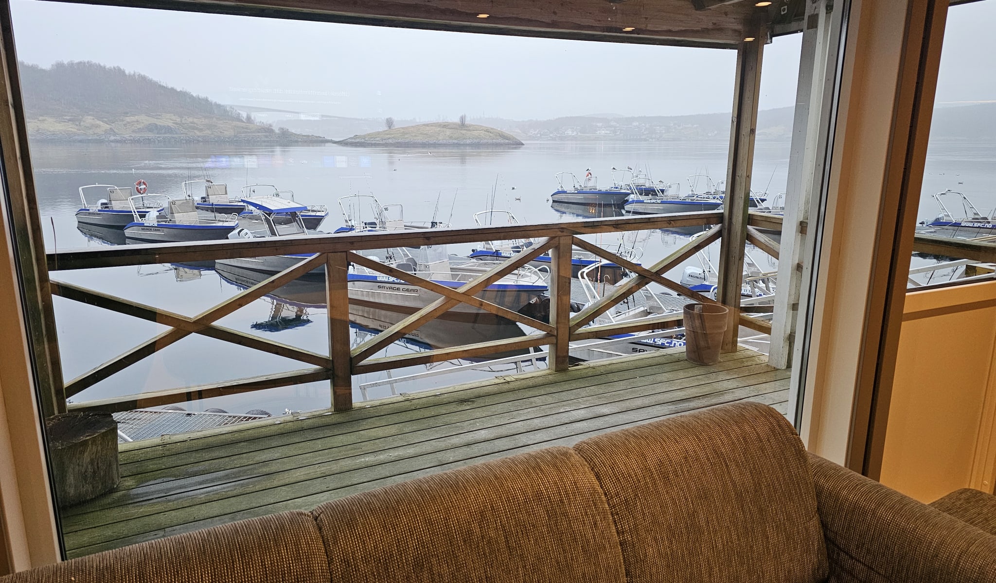 Apartment Storrosta. Ausblick auf die Saltstraumen-Brücke inklusive.