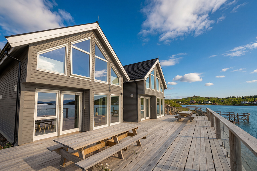 Die Häuser von Lofoten North Light and Fishing - Brettesnes.