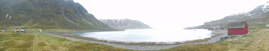 Das Ende des Fjordes bei Akkarvik