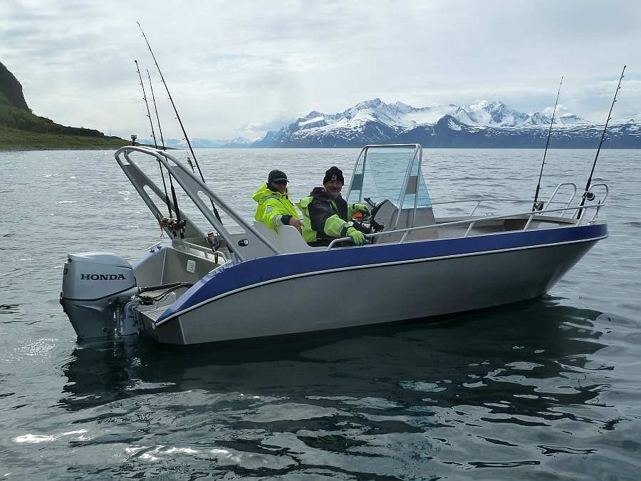 Top!  Aluboot Kværnø 19 Fuß/60 PS Viertakter, E-Starter, Steuerstand, Farb-Echolot und GPS/Kartenplotter