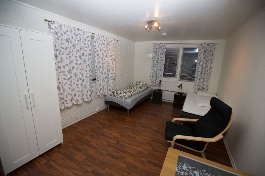 Weiteres Schlafzimmer in einem der Appartments im Havøysund Havfiskesenter.