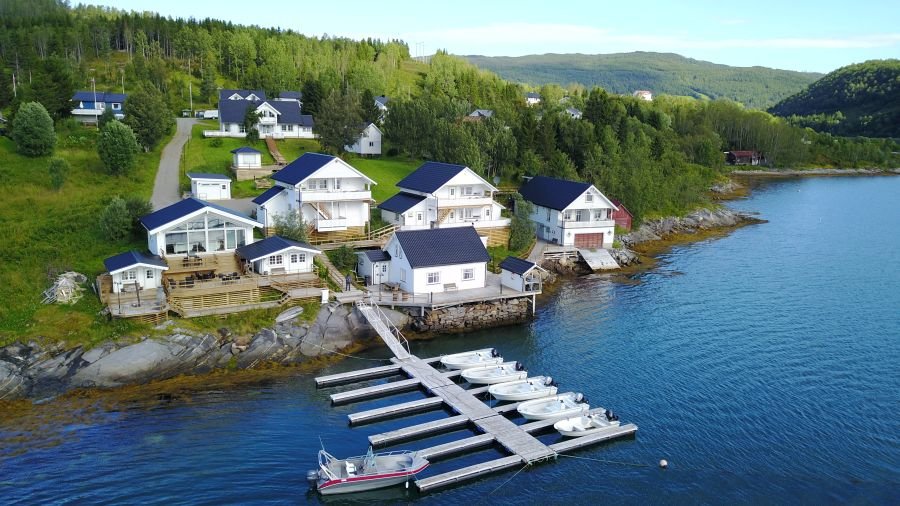 Traumanlage mit herrlichem Fjordblick: das Furøy Fishingcamp!