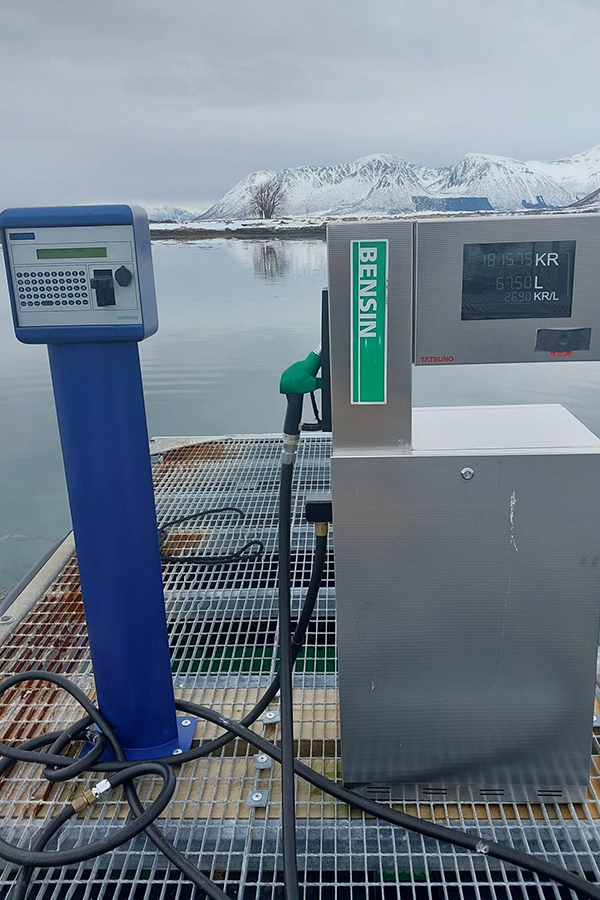 Die Bootstankstelle. Die Bootstankstelle.