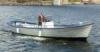 Das sehr schnelle Diesel-Boot liegt hervorragend im Wasser!