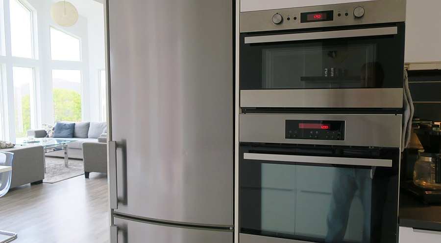 Vom XXL-Kühlschrank bis  bis zur Mikrowelle - hier ist  alles vorhanden was man braucht