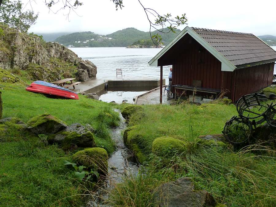 Das Bootshaus am Fjordufer