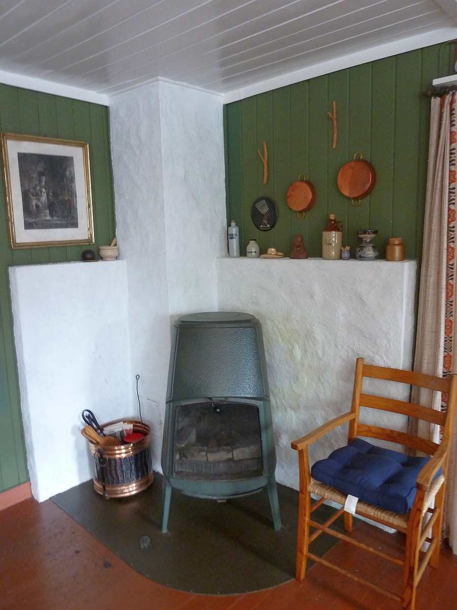 Der Kaminofen schafft Behaglichkeit