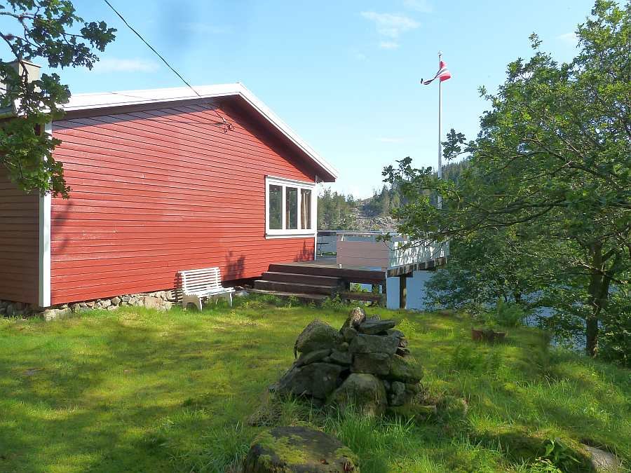 Der Zugang zur großen Veranda an der Fjordseite kann auch von außen erfolgen