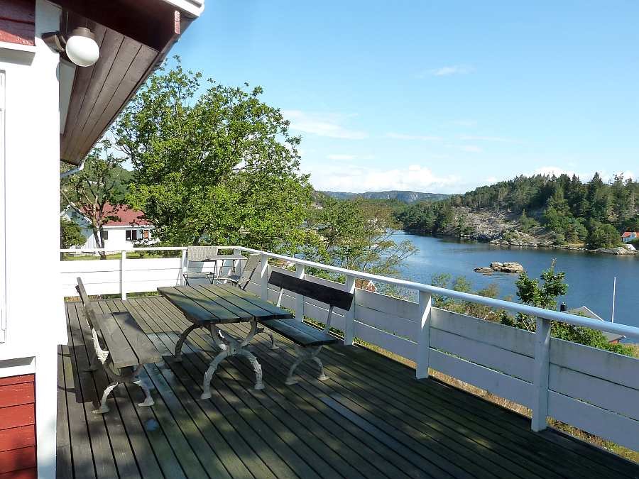 Die große Veranda zum Fjord