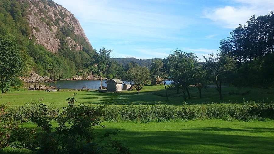 Blick vom Grundstück auf die Bucht