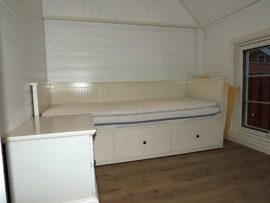 Einzelbett in einem anderen Schlafraum