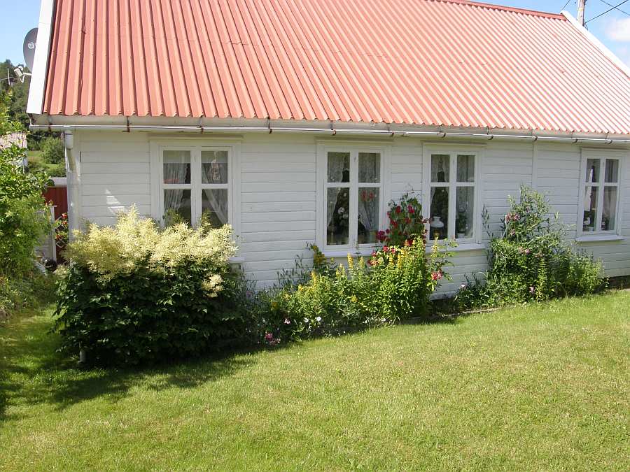 Ferienhaus Øverstranda - ein typisches Südnorwegenhaus - bietet Platz für bis zu 4 Personen