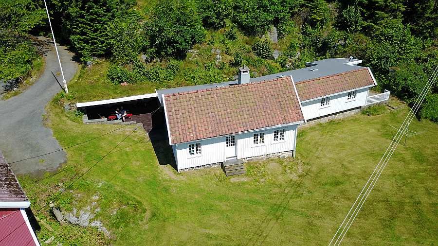 Viel Platz im Haus Salthaug und auf dem großen Grundstück
