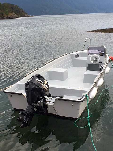 Zusatzboot  >Grand< 19 Fuß/30 PS, 4-Takter, E-Starter, Steuerstand, Echolot
