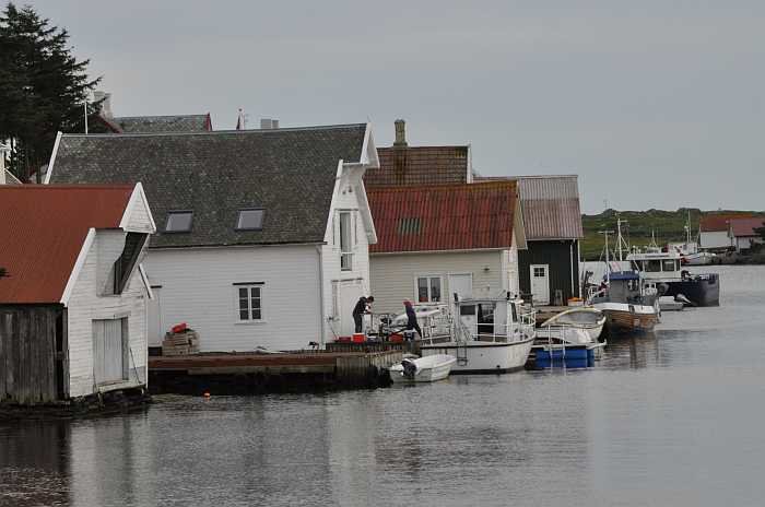 Früher war das Ferienhaus Leiasund ein Bootshaus - es wurde zu einem komfortablen Wohnhaus umgebaut
