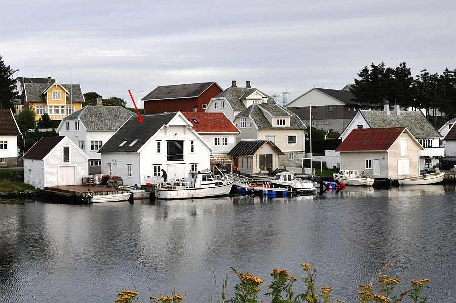 Das Ferienhaus Leiasund - direkte Lage am gleichnamigen >Leiasundet<