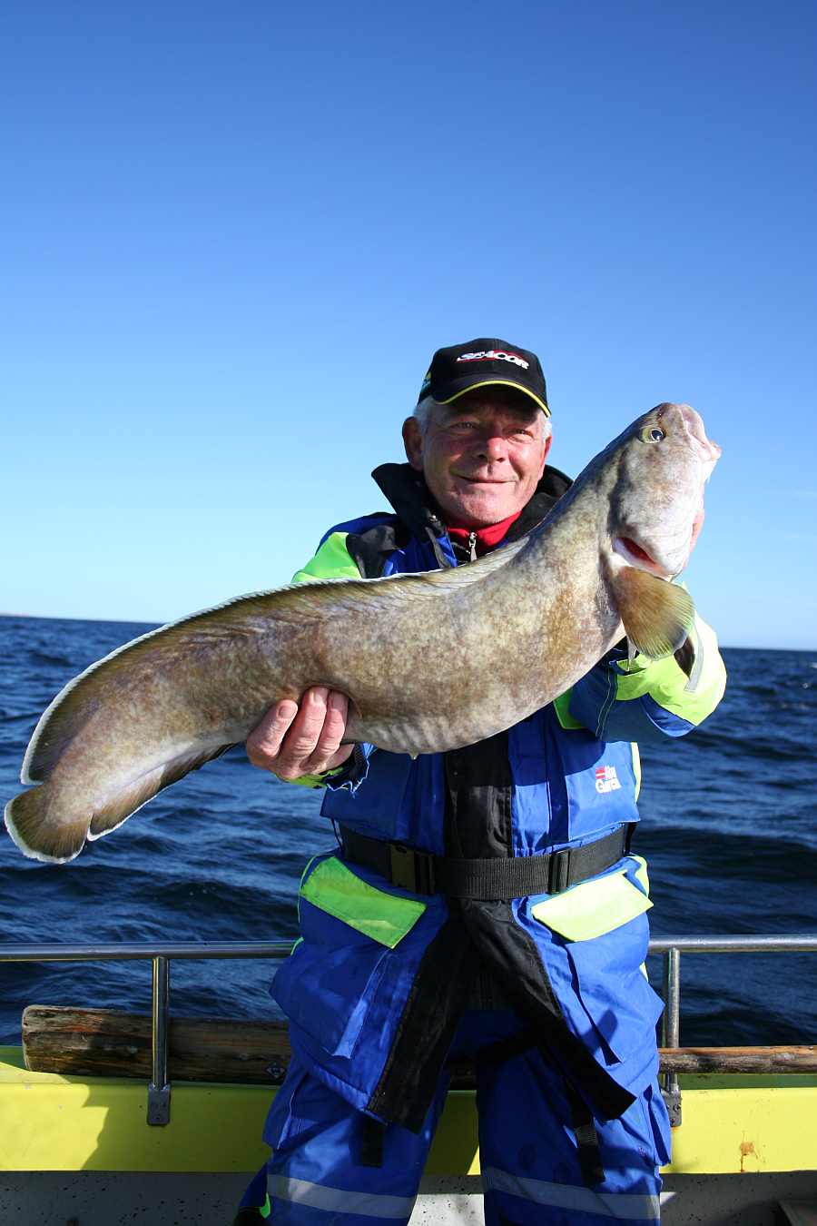 Jürgen mit Lumb aus 120 m Tiefe