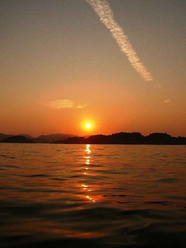 Sonnenuntergang auf vor Trysnes.