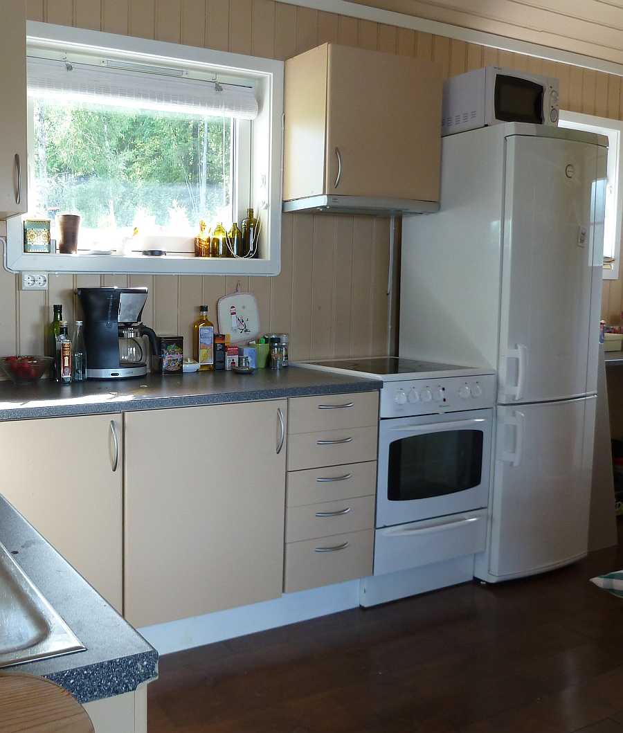 Die Küche ist offen zum Wohnbereich