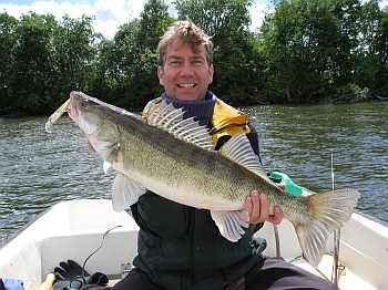 Hier gibt es Hechte, Barsche, Aale - und eben auch Zander! Hier gibt es Hechte, Barsche, Aale - und eben auch Zander!