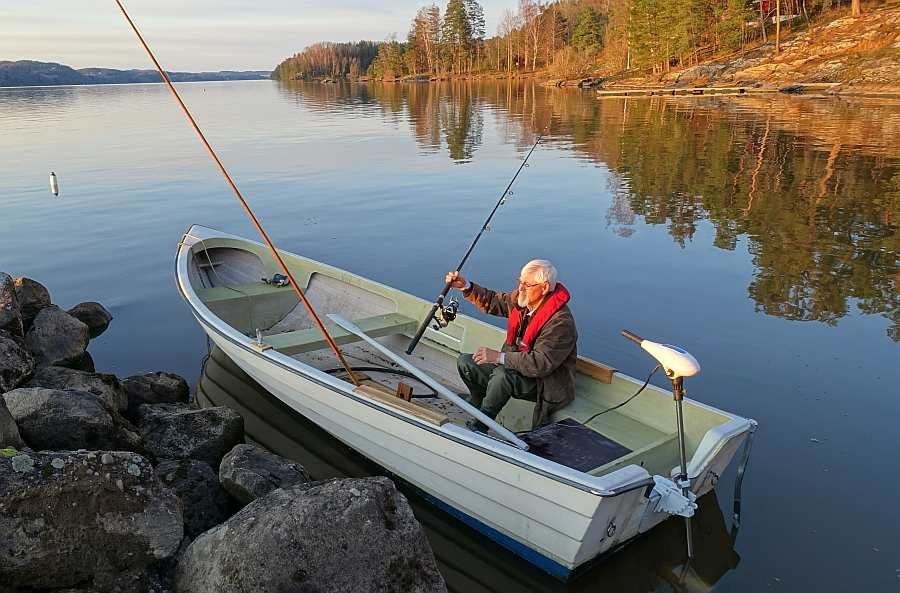 Bereits im Reisepreis enthalten: Angelboot 17 Fuß/ mit einem 15 PS Motor, 4-Takter (Abb. hier mit einem anderen Motor)