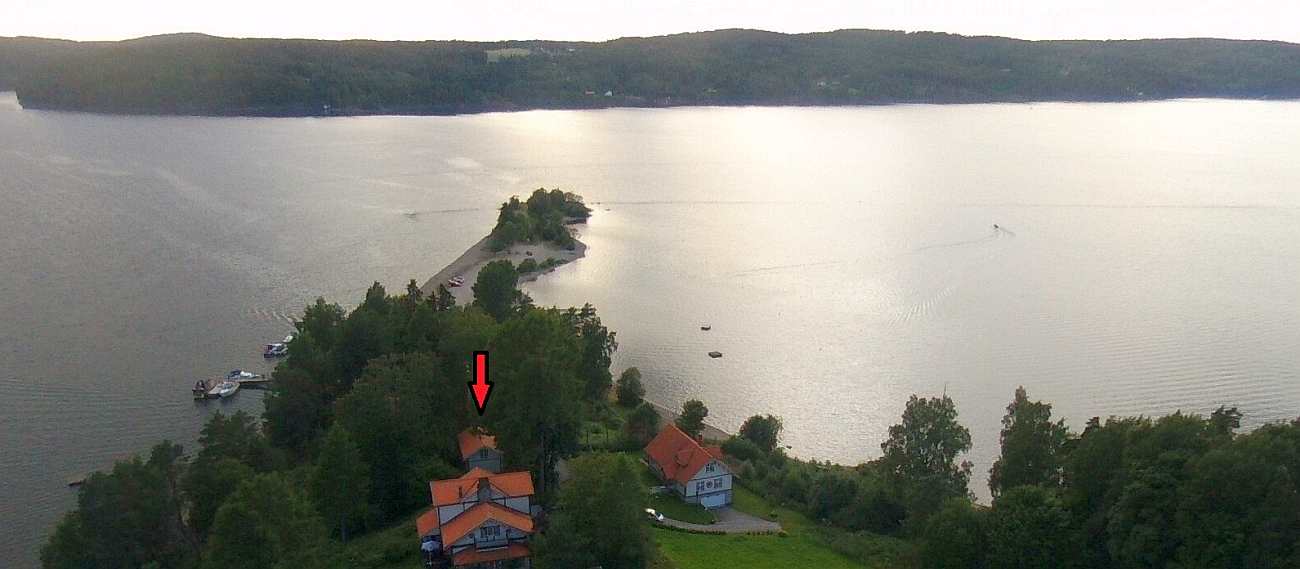 Die Lage des Ferienhauses Havestua auf der Landzunge 'Sandstangen' am See Øyeren