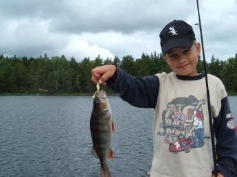 Nico mit gutem Barsch. Prima! Nico mit gutem Barsch. Prima!