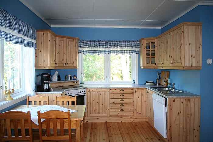 Die große Wohnküche des Ferienhauses Bjørkeli Die große Wohnküche des Ferienhauses Bjørkeli