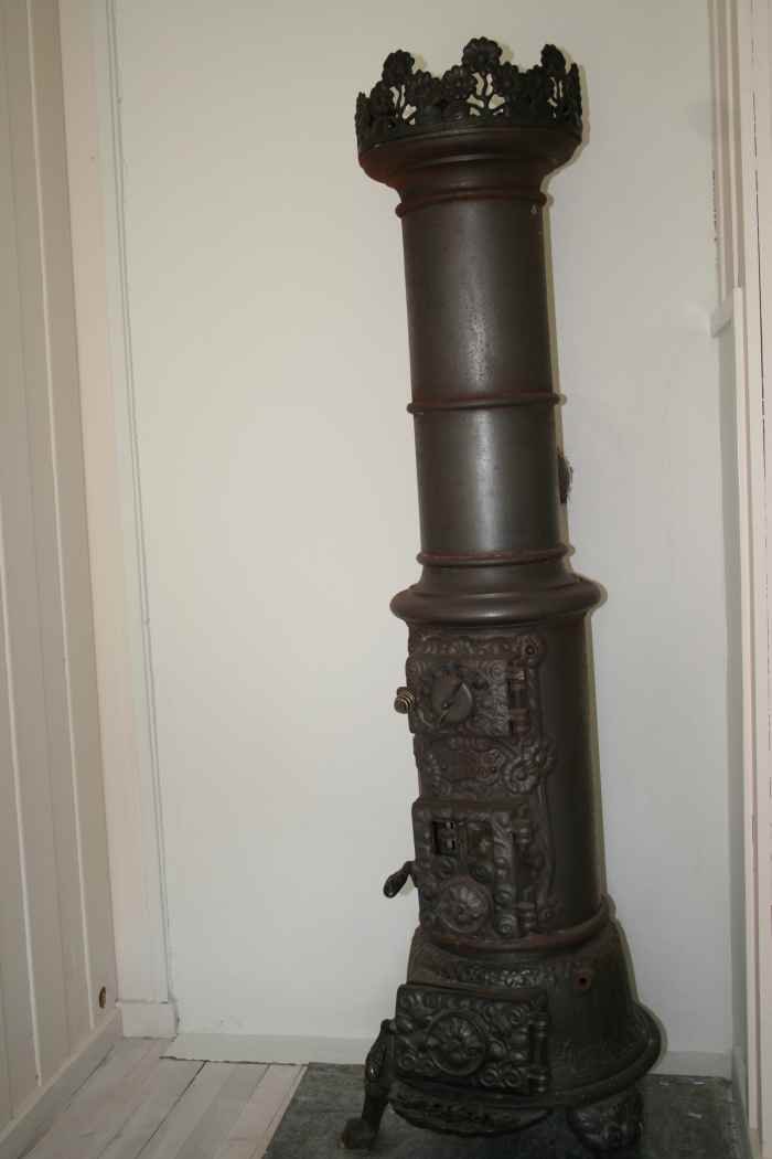 Ein solcher Holzofen sieht nicht nur schön aus... Ein solcher Holzofen sieht nicht nur schön aus...