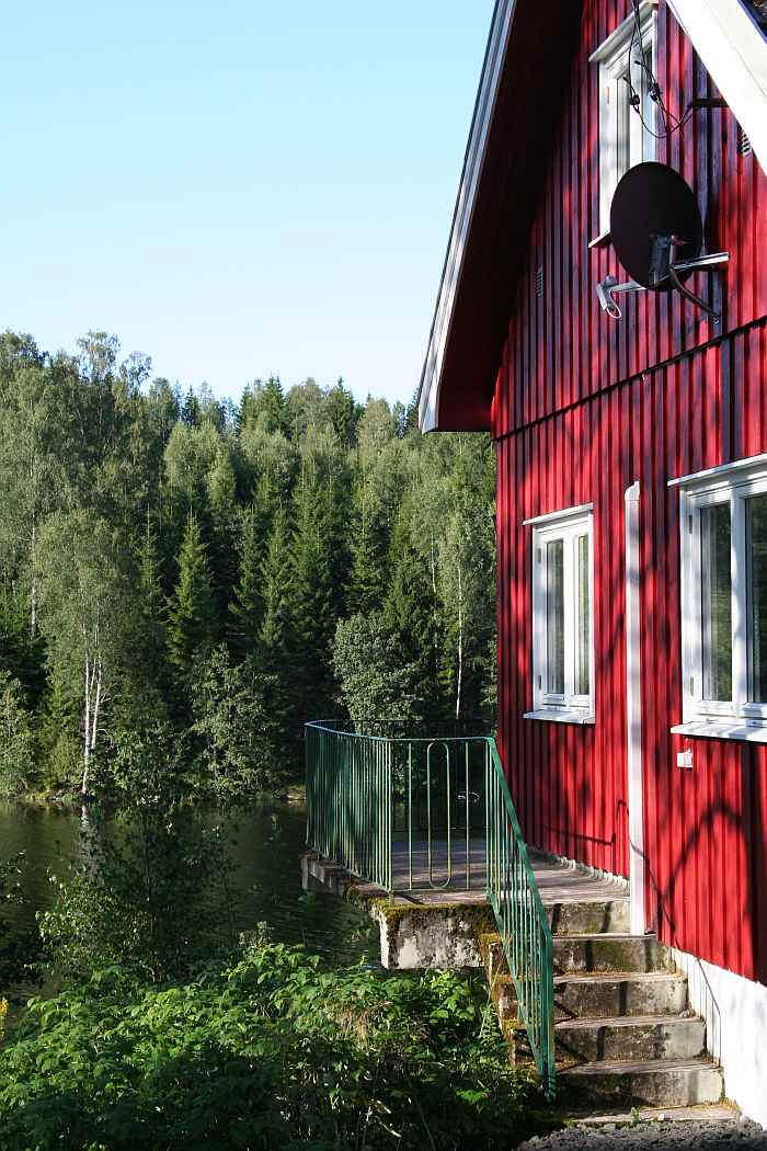 Ferienhaus Bjørkeli liegt unmittelbar am Ufer des Sees Øymarksjøen Ferienhaus Bjørkeli liegt unmittelbar am Ufer des Sees Øymarksjøen