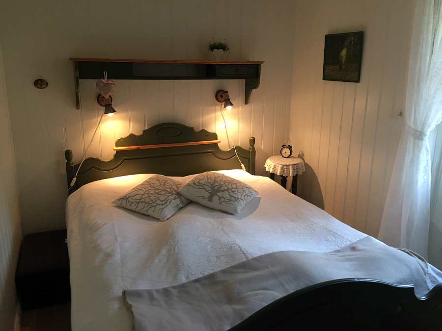 Das Schlafzimmer mit Doppelbett