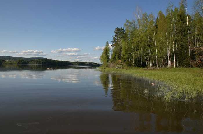 Der See vor dem Haus