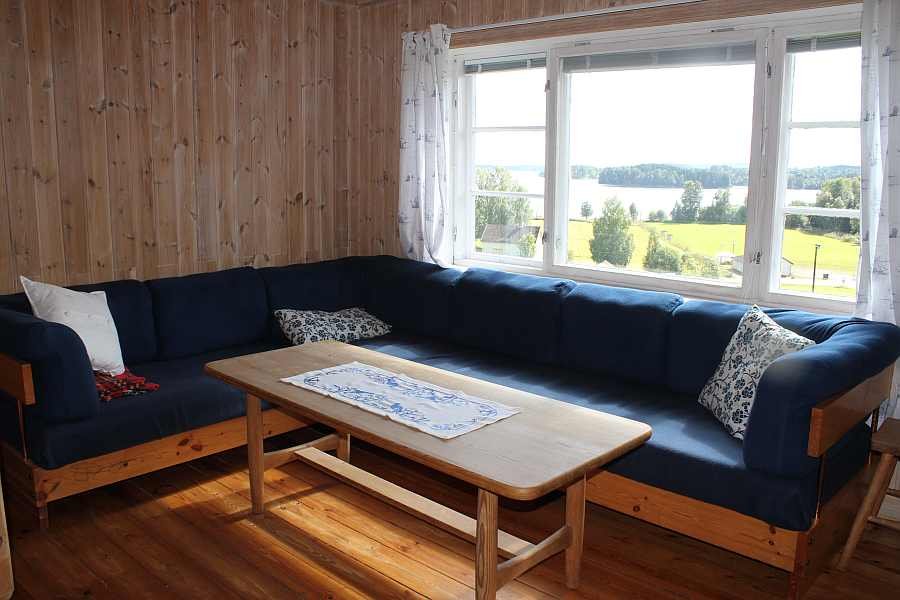 Zusätzlicher Wohnbereich. Das ausziehbare Schlafsofa bietet 2 weitere Schlafplätze