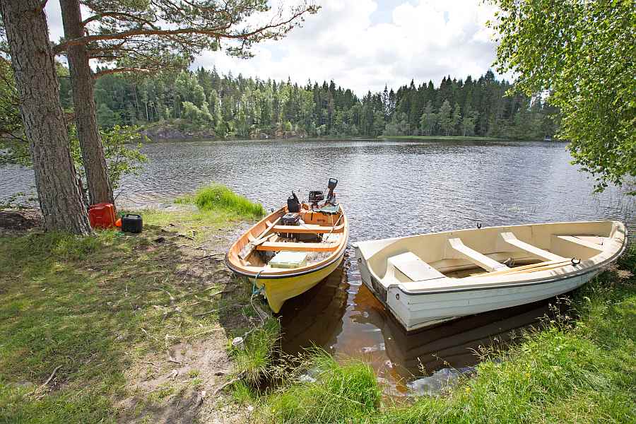 Der Bootsliegeplatz direkt vor dem Haus Der Bootsliegeplatz direkt vor dem Haus