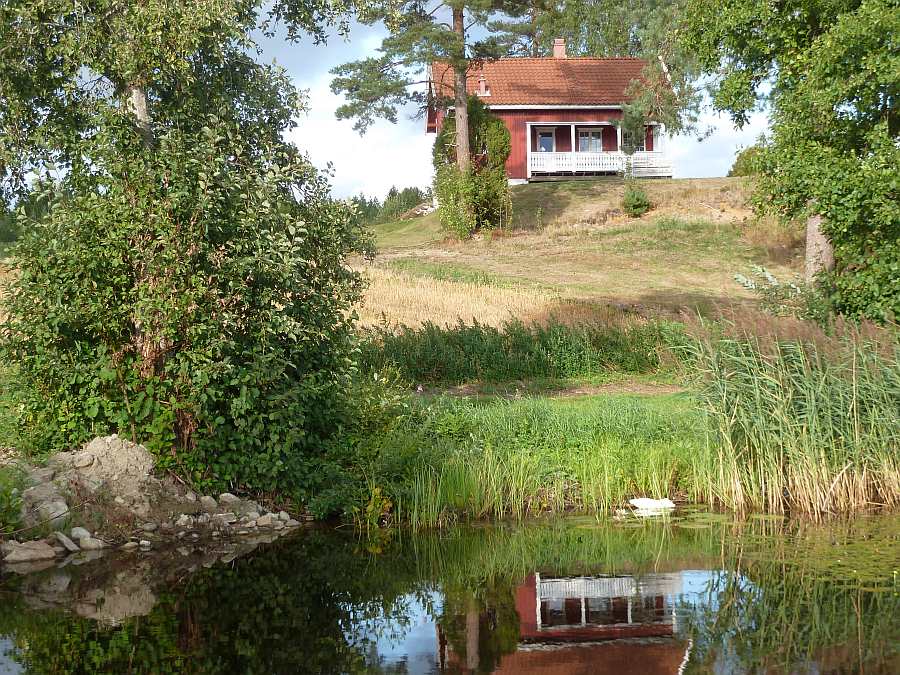Ferienhaus Perstua - direkte Lage am See Moentjern