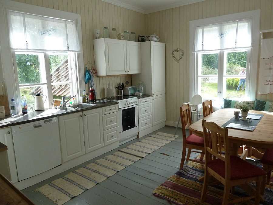 Die große Küche bietet viel Platz