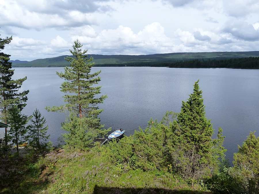 Blick von der Veranda auf den See